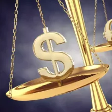 Trade Of The Week: Breakdown On The Horizon For EURUSD?